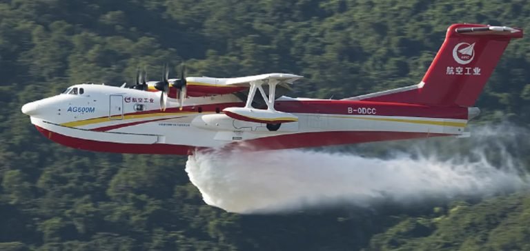 Çin Uçağı Test Uçuşluarına Başladı