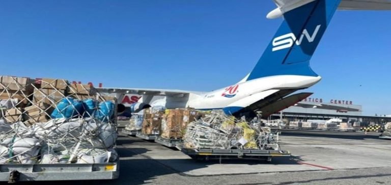 Azerbaycan ikinci sahra hastanesini Türkiye’ye gönderdi