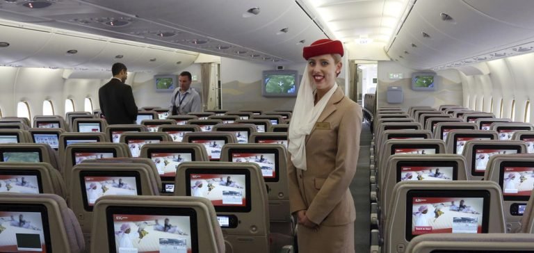 Emirates, Warner Bros. Stüdyoları’nın 100. yıl film koleksiyonunu yolcularına sunuyor