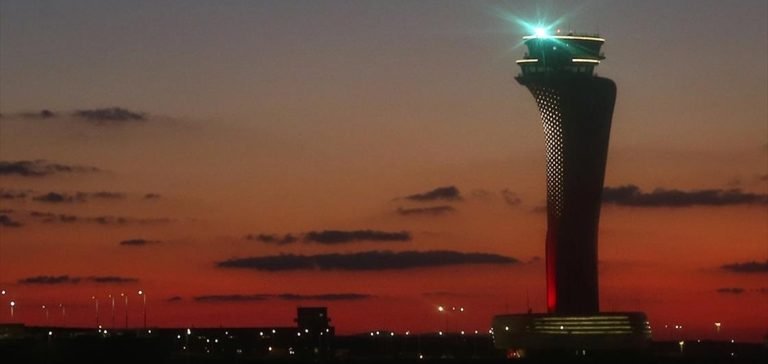 İstanbul’daki havalimanlarından 2 ayda 16 milyon yolcu uçtu