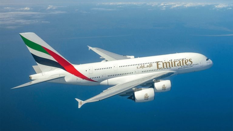 Emirates ‘beklentileri karşılanmayan’ yolcuya 160 bin TL tazminat ödedi