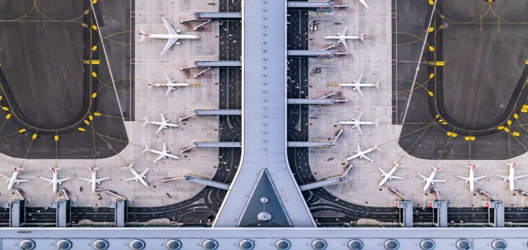 Şubatta uçak trafiğinde COVID-19 dönemi aşıldı