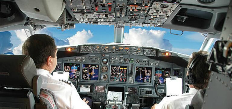 Pilotlara transfer yasağı geldi. Yasak 6 ay boyunca sürecek
