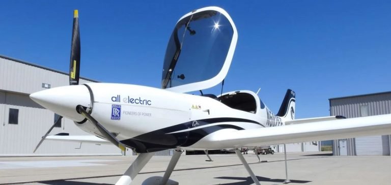 Elektrikli uçak modelleri gün geçtikce yaygınlaşıyorlar