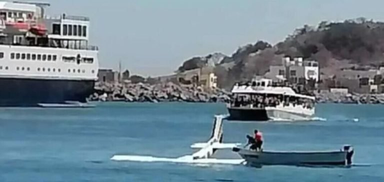 Meksika’da küçük uçak denize düştü: 2 ölü, 4 yaralı