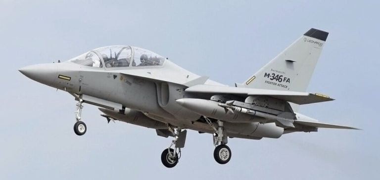 İsrail’den, Yunanistan’a sevkiyat! M-346 uçakları ülkeye ulaştı