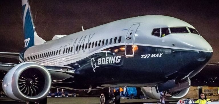 Uçak Üreticisi Boeing, 737 Max’te Delik Sorunuyla Mücadele Ediyor
