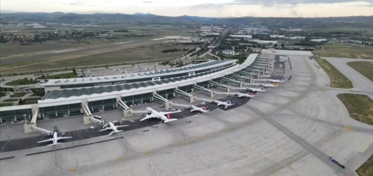 Esenboğa Havalimanı ihalesinin ilk taksiti ödendi