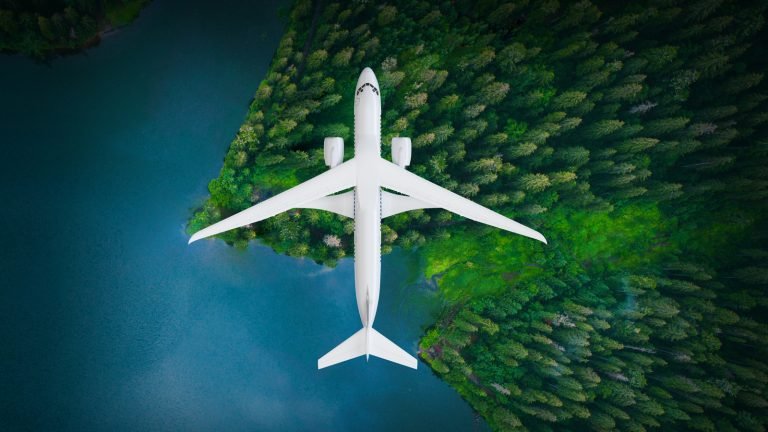 Boeing, Tarihinin En Büyük Sürdürülebilir Havacılık Yakıtı Alımını Gerçekleştiriyor