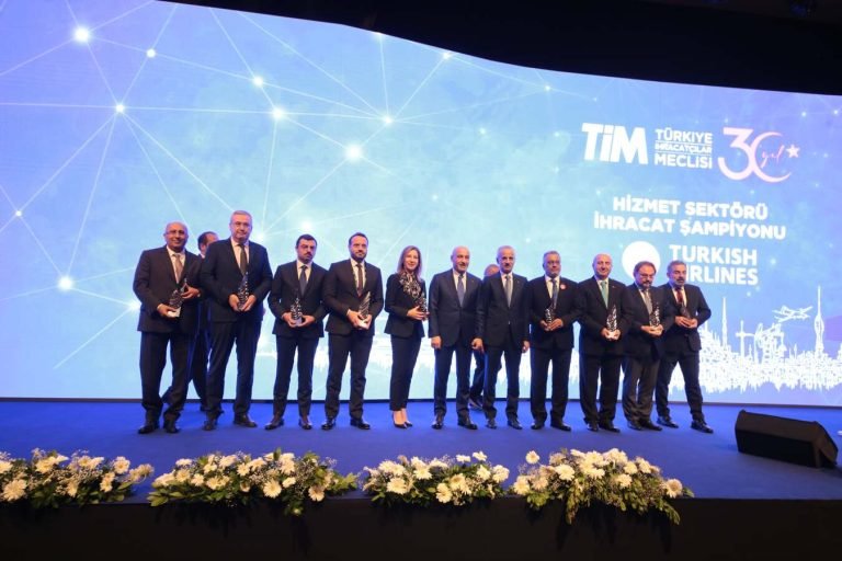 SunExpress hizmet ihracatında ilk 3 şirket arasında 