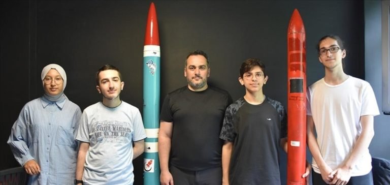 “Uçan Hamsi Roket Takımı” TEKNOFEST’e hazırlanıyor