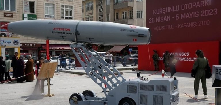 TSK’nın savaş uçaklarına mühimmat “Seyit Onbaşı” ile yükleniyor