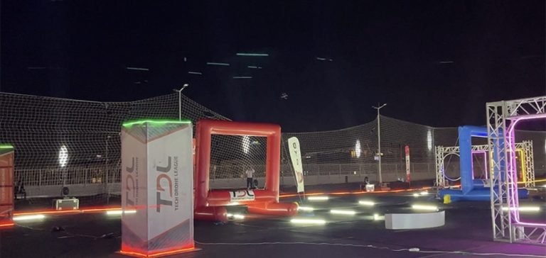 Dron pilotları festivalde yarıştı