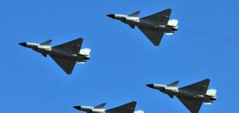 Çin, Tayvan’a düzinelerce savaş uçağı gönderdi
