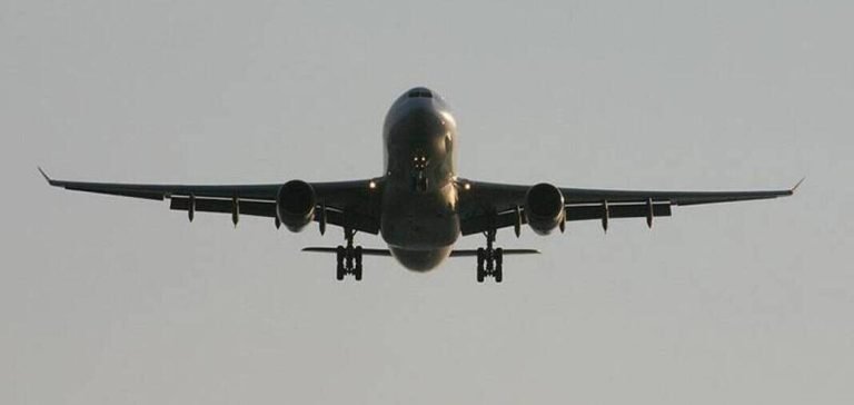 ABD-Avustralya seferini yapan uçaktaki 7 kişi türbülans nedeniyle yaralandı