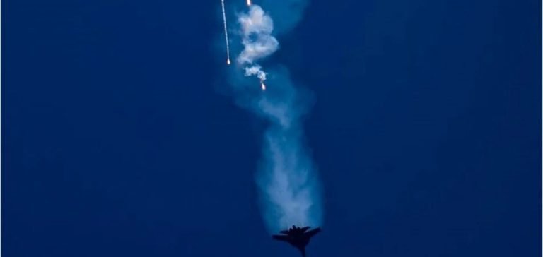 ABD: Rus uçağı ABD İHA’sını ‘chaff fişeği’ bırakarak taciz etti