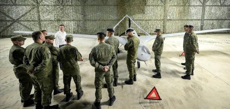 Kosova Bayraktar TB2’lerini teslim aldı