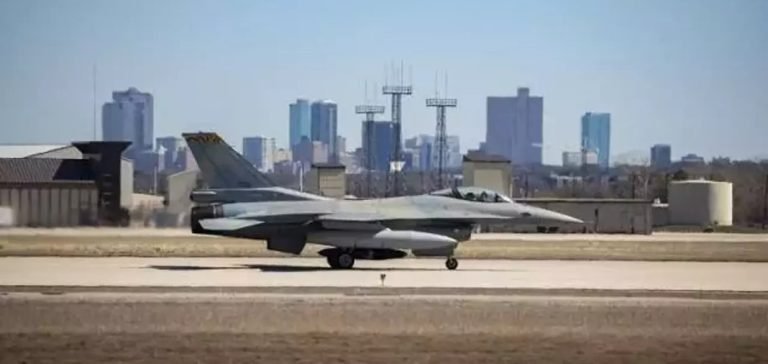 Yunanistan’ın F-16’sı 2.5 yıllık testi tamamladı