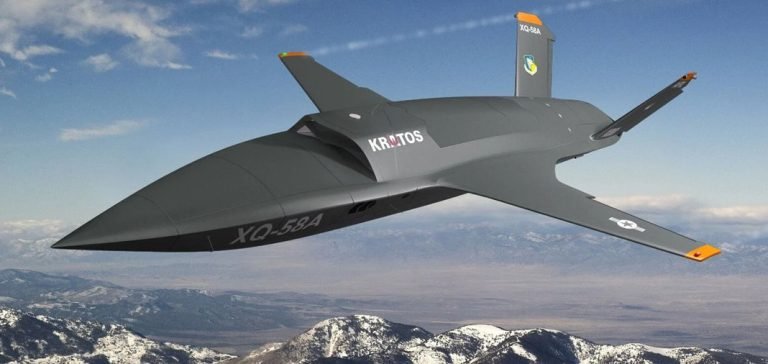 ABD’nin deneysel savaş uçağı ilk kez tamamen yapay zeka ile uçtu