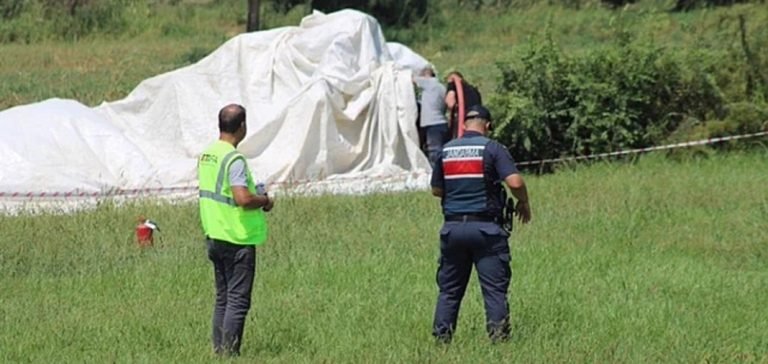 THY’nin eğitim uçağı düştü: 2 yaralı