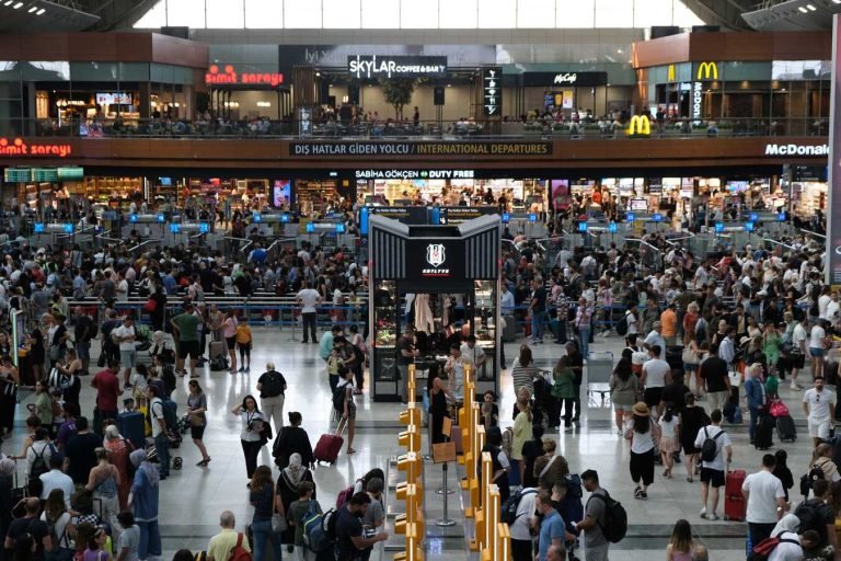 Sabiha Gökçen Havalimanı’nda Bayram Bereketi: 1 Milyon Yolcu Hizmet Aldı