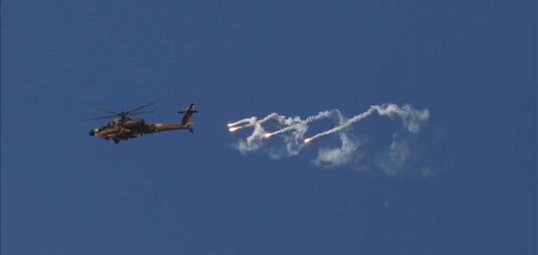 ABD, Polonya’ya 96 Apache helikopteri satışına onay verdi