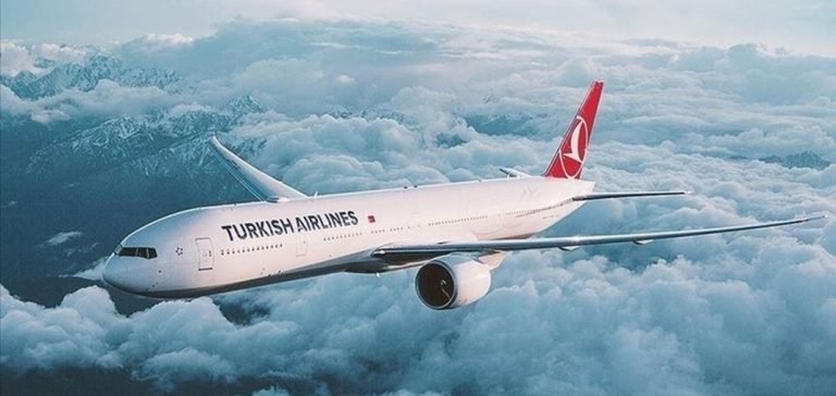 Sokağa çıkma yasağı THY uçuşlarını iptal ettirdi