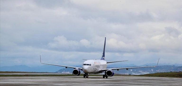 Ulaştırma ve Altyapı Bakanı Uraloğlu: 145 uçak trafiğiyle adeta rekor kıran Trabzon’a yeni bir havalimanı kazandıracağız