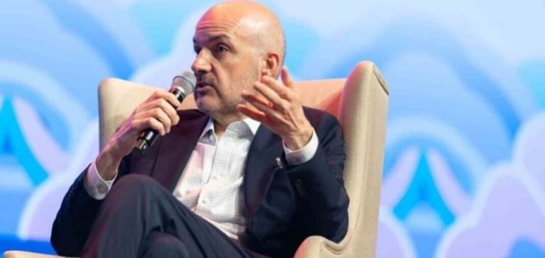 İGA CEO’su Samsunlu: “4 sene içerisinde 100 milyon yolcuyu geçerek dünyada ilk 5 havalimanı arasına gireceğiz”