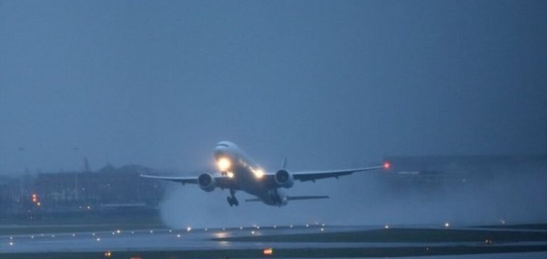 Olumsuz hava şartları hava trafiğini de etkiledi