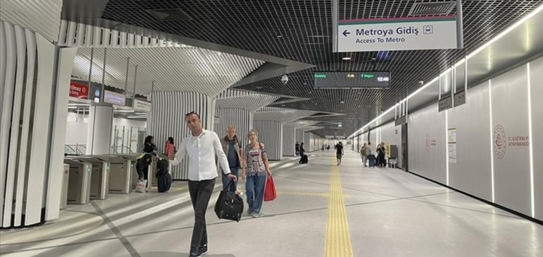 Pendik-Sabiha Gökçen Havalimanı Metrosu bir yılda 9 milyon yolcuya hizmet verdi