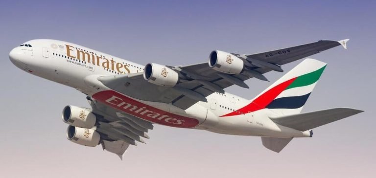 Emirates güçlü talep nedeniyle ilk yarıda rekor kâr elde etti