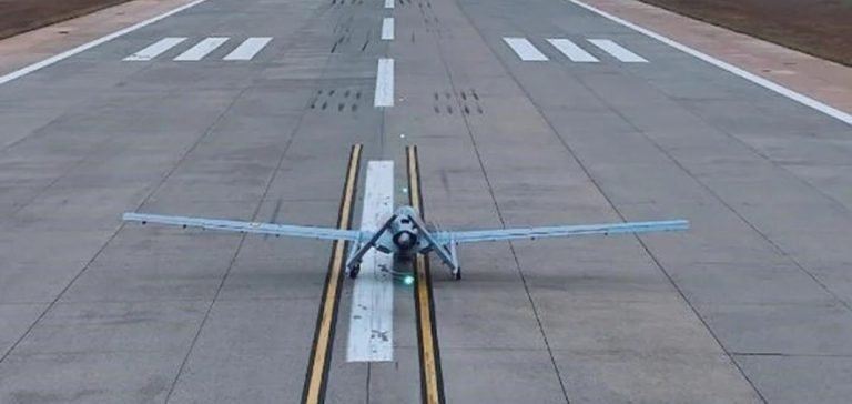 Bayraktar TB3 SİHA üçüncü uçuş testini başarıyla tamamladı