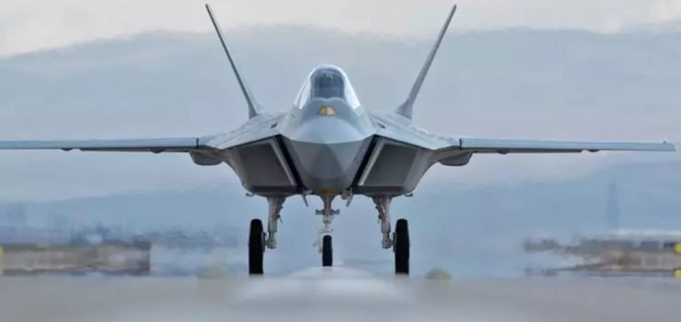 Milli Muharip uçağı Kaan yıl sonunda uçacak