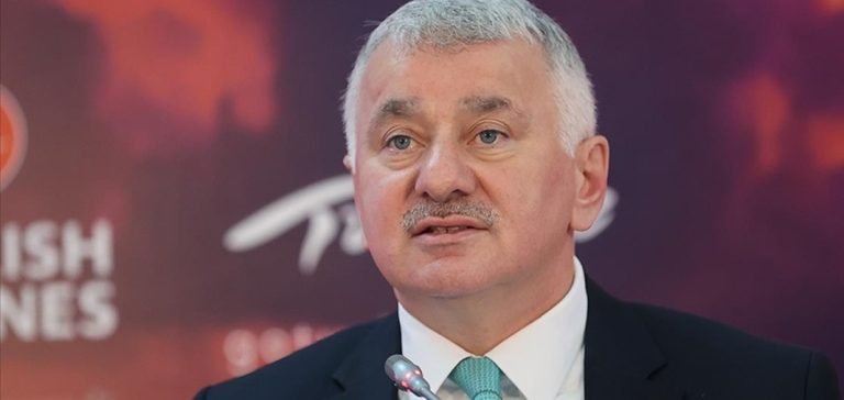 THY Genel Müdürü Ekşi: Sistemlerimizi peyderpey devreye alıyoruz. Uçuşlarımız giderek normale dönüyor