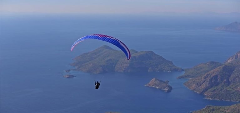 Babadağ’dan 200 bin yamaç paraşütü uçuş hedefi aşıldı