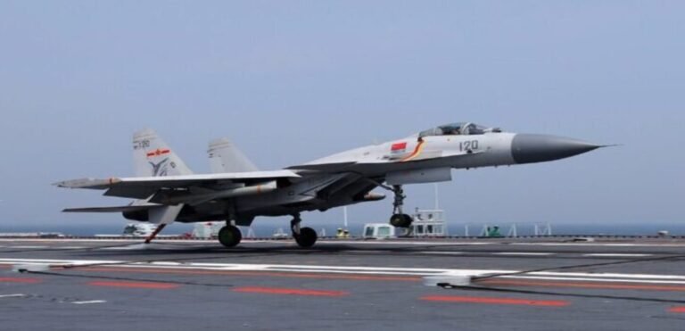 Çin, Elektromanyetik Fırlatma Sistemiyle Donatılmış Uçak Gemisi Fujian’ı Tanıttı