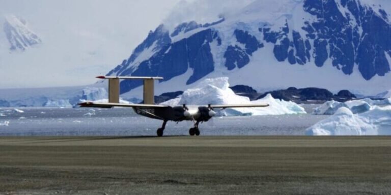 İngiliz Bilim İnsanları, Antarktika’da Yeni Araştırma Dronunu Kullanmaya Başlıyor