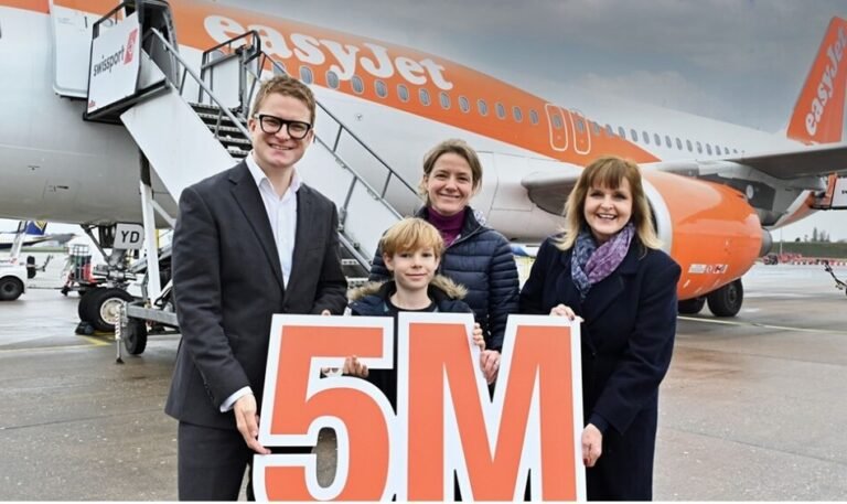 easyJet, Birmingham Havalimanı’ndan Beş Milyonuncu Yolcusunu Kutluyor