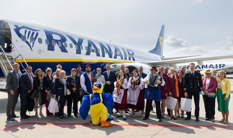 Gdansk Havalimanı Bulgaristan’a Hava Köprüsü Kurdu: Sezon Açıldı