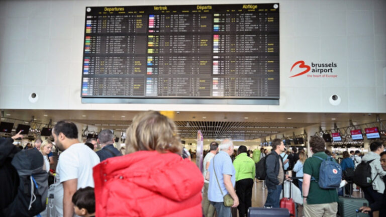 Avrupa Havalimanlarında Siber Saldırı: Check-in Sistemleri Çöktü, Uçuşlarda Kaos