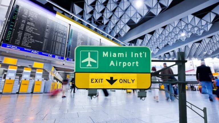 Miami Havalimanı’nda Uyuşturucu Operasyonu: Valizlerden 30 Bin Dolarlık Esrar Çıktı