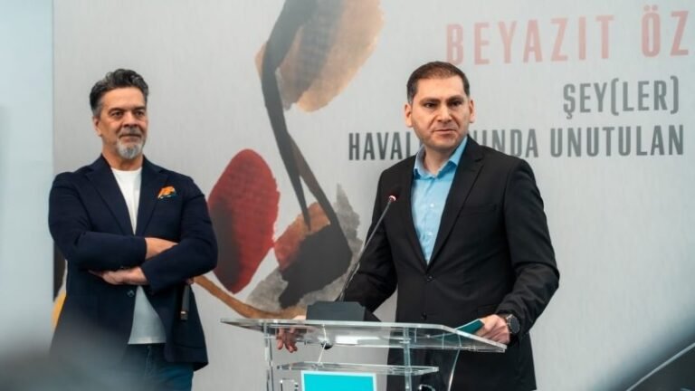 Sanatçı Beyazıt Öztürk’ün “Şeyler” Sergisi İGA İstanbul Havalimanı’nda 