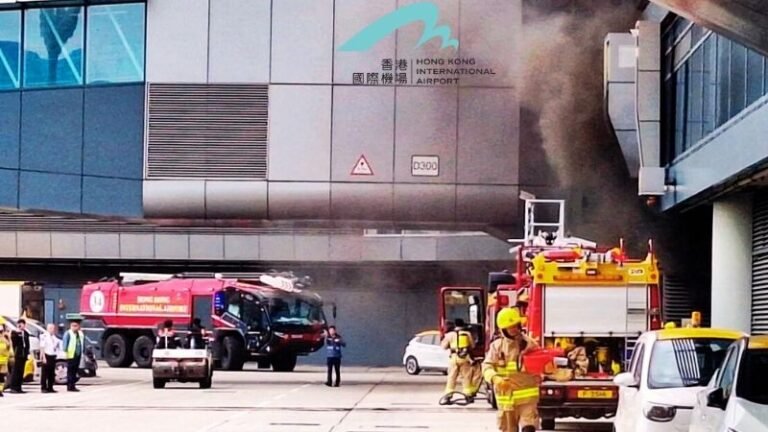 Hong Kong Havalimanı’nda Yangın Paniği: 30 Kişi Tahliye Edildi