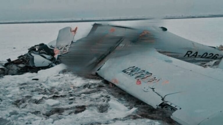 Rusya’da Eğitim Uçağı Düştü: Eğitmen ve İki Öğrenci Pilot Yaşamını Yitirdi