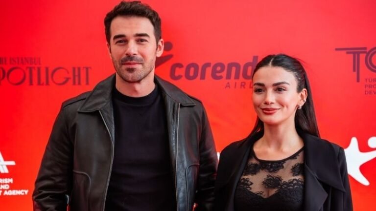 Corendon Airlines, Özge Yağız Ve Yusuf Çim’i Varşova’da Hayranlarıyla Buluşturdu