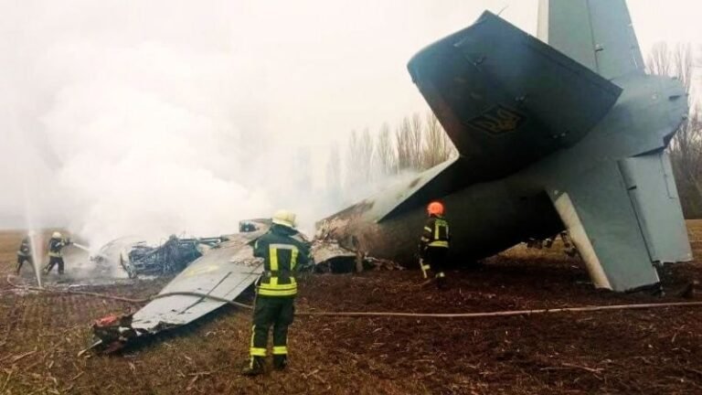 Kırım’da Askeri Uçak Faciası: 29 Kişi Hayatını Kaybetti