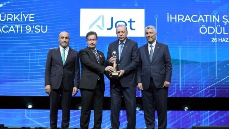 AJet, Hizmet İhracatında Türkiye’nin İlk 10 Şirketi Arasına Girdi