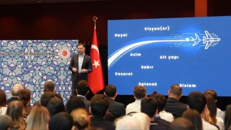 TUSAŞ CEO’su Dr. Mehmet Demiroğlu: “Geleceği Gençler İnşa Edecek”