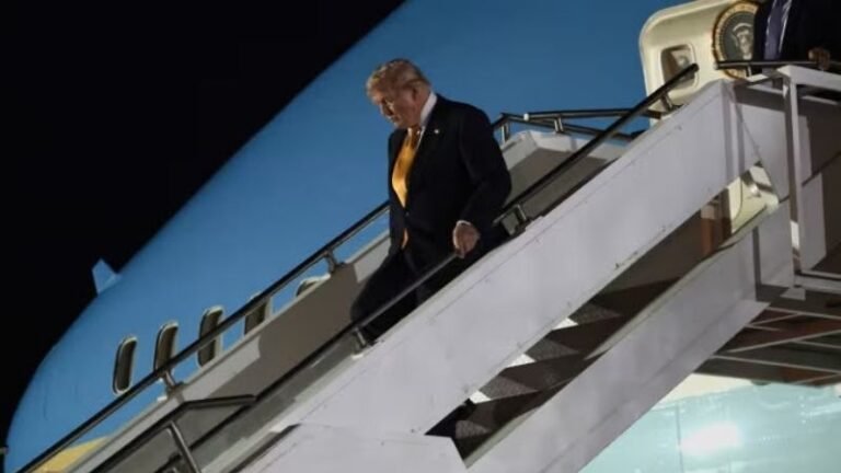 ABD Başkanı Trump, İran Tehdidi Sonrası Catering Aracıyla Uçak Değiştirdi